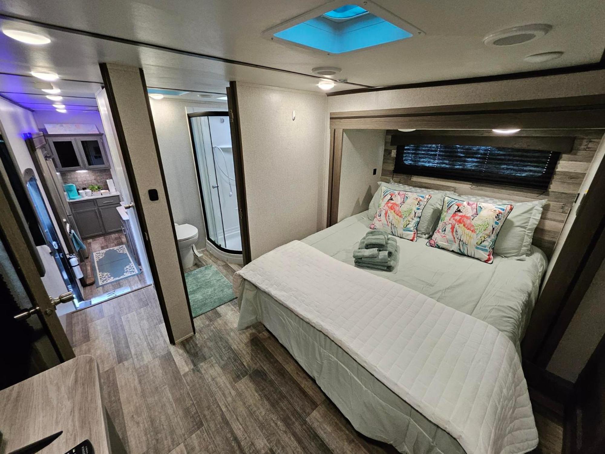 Gilchrist Hailey'S Beach-N-Bay Rv Resort מראה חיצוני תמונה