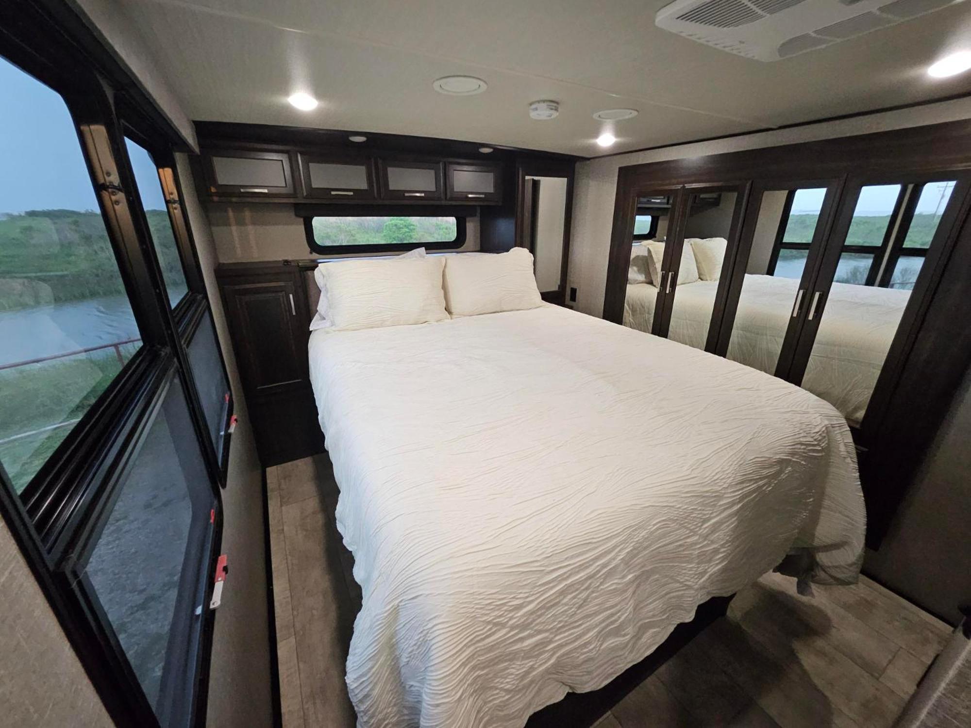 Gilchrist Hailey'S Beach-N-Bay Rv Resort מראה חיצוני תמונה