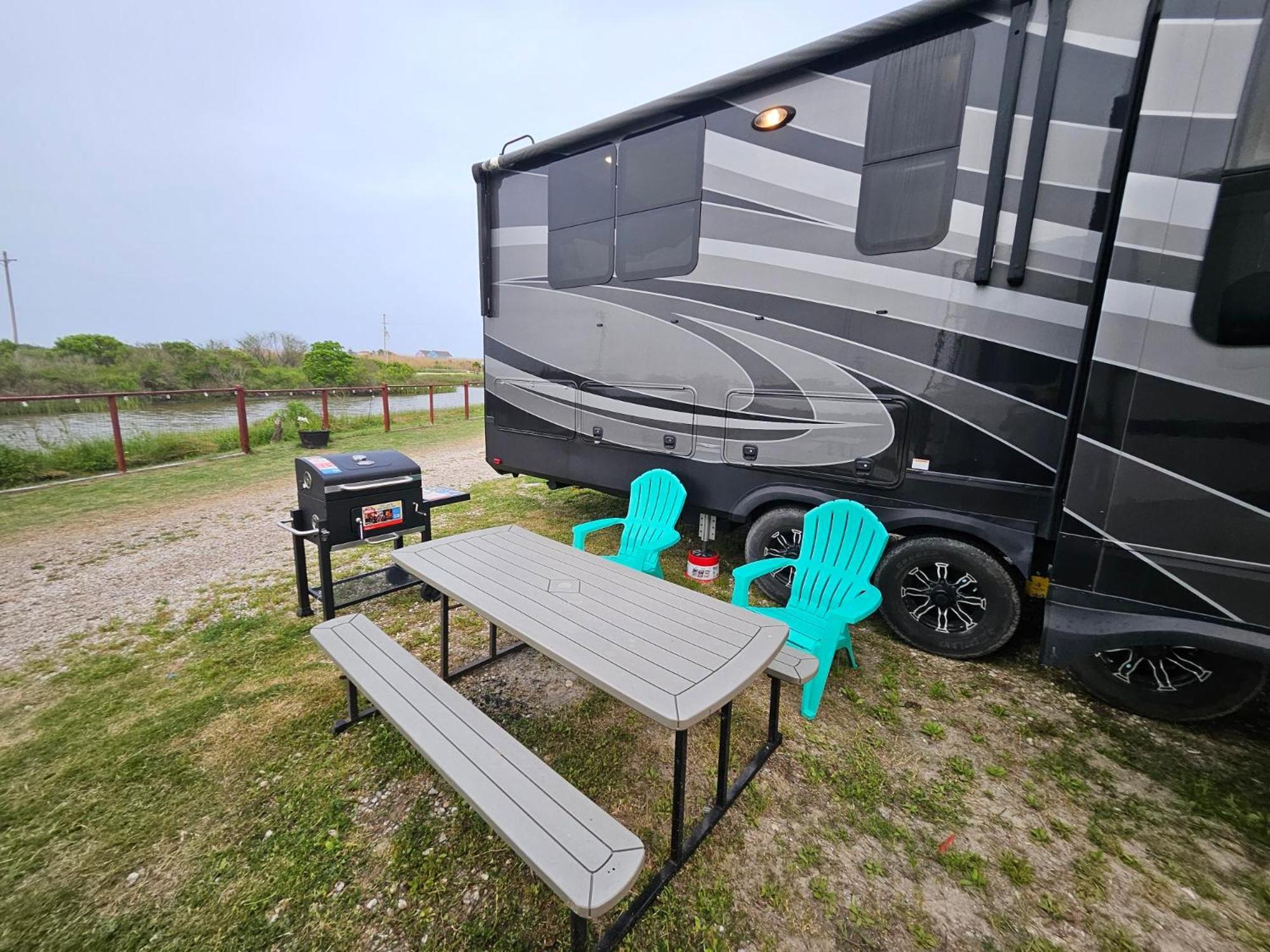 Gilchrist Hailey'S Beach-N-Bay Rv Resort מראה חיצוני תמונה