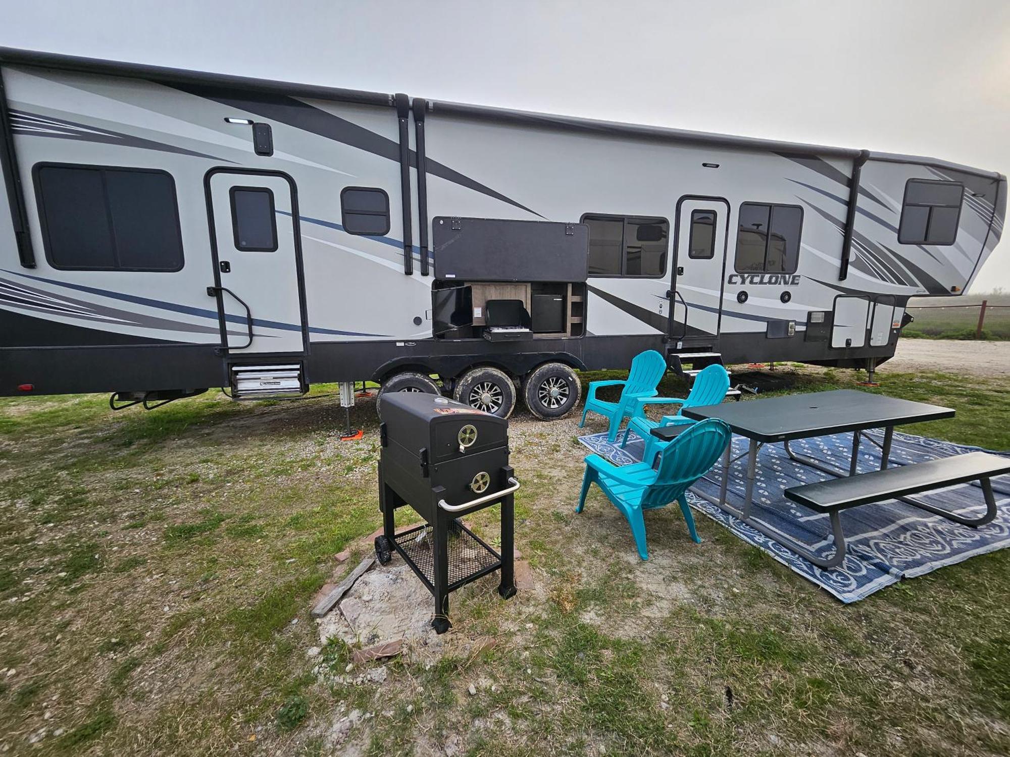 Gilchrist Hailey'S Beach-N-Bay Rv Resort מראה חיצוני תמונה